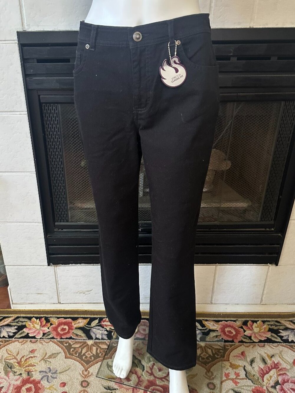 NWT Gloria Vanderbilt Black stretch average Classic Fit Denim Jeans size 6